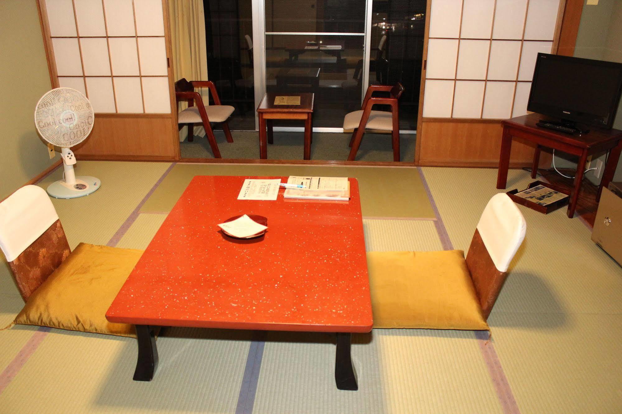 Takahan Yuzawa  Exterior photo