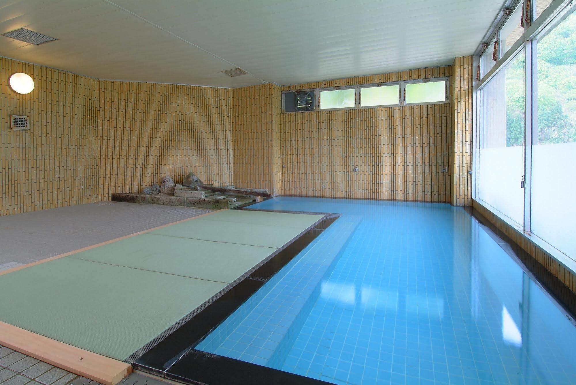 Takahan Yuzawa  Exterior photo